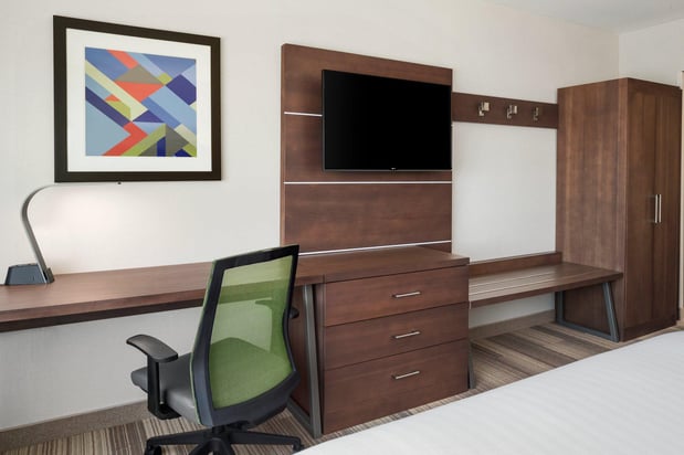 Images Holiday Inn Express & Suites Moses Lake by IHG