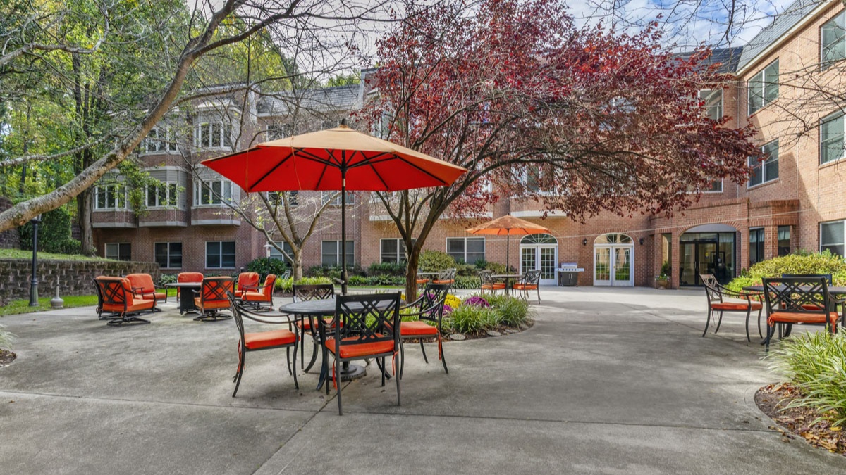 Brookdale Potomac Patio