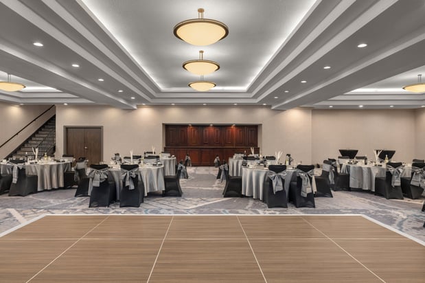 Images Holiday Inn Dubuque/Galena by IHG