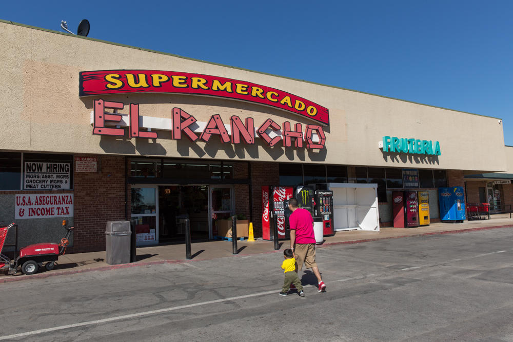 El Rancho at Wynnewood Village Shopping Center