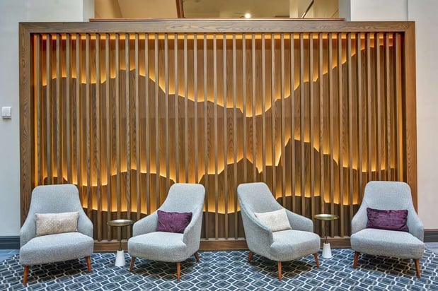 Images The Cincinnatian Hotel, Curio Collection by Hilton