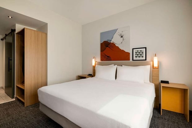 Images Spark by Hilton Las Vegas Airport
