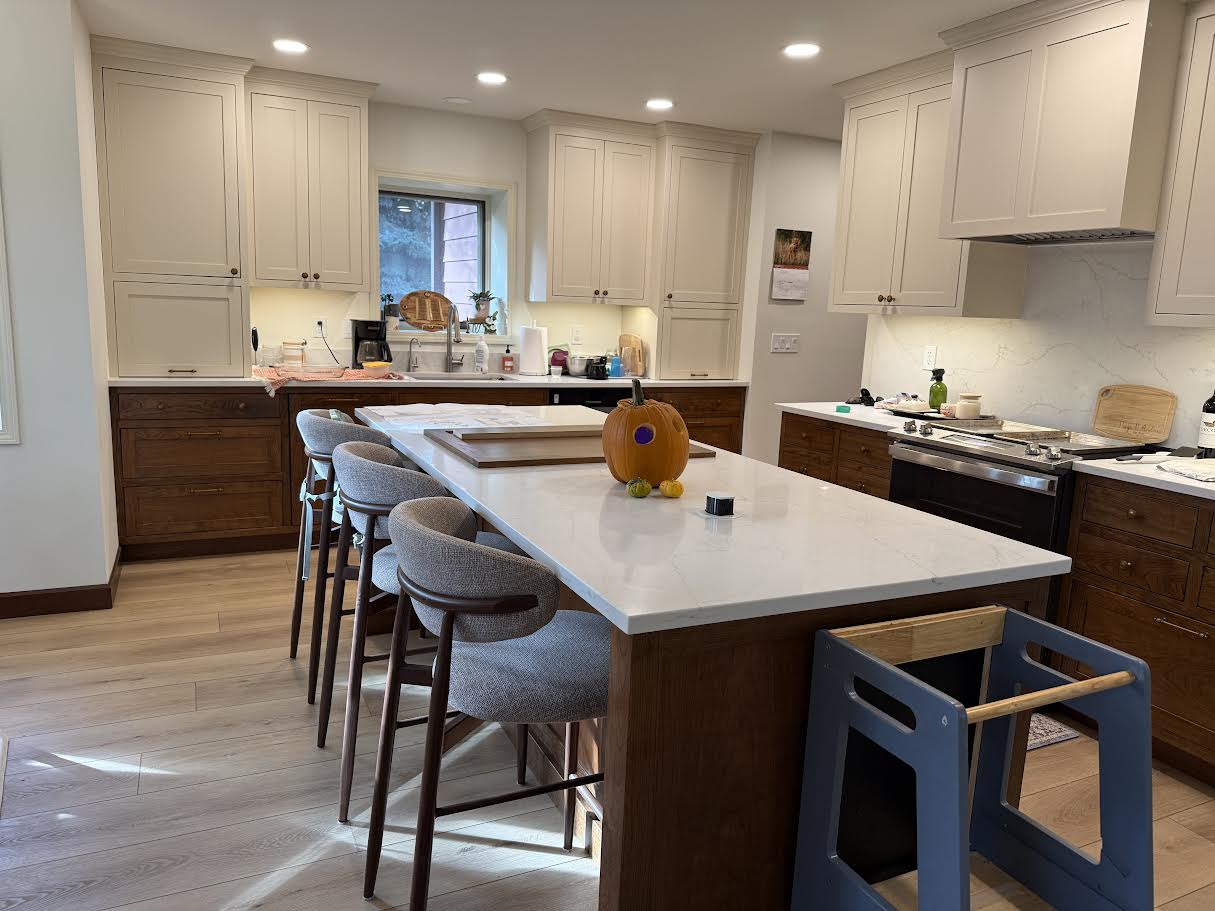 One Way Electric Image