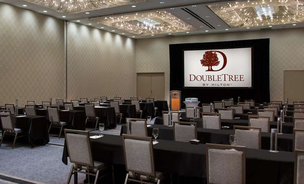 Images DoubleTree by Hilton Hotel Chicago - Oak Brook