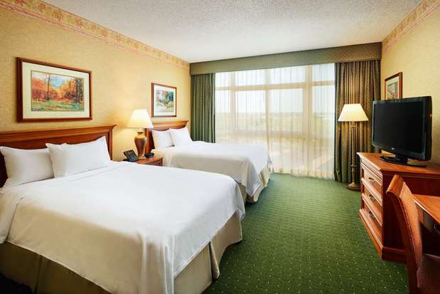 Images Embassy Suites by Hilton Charleston Airport Hotel & Convention Center
