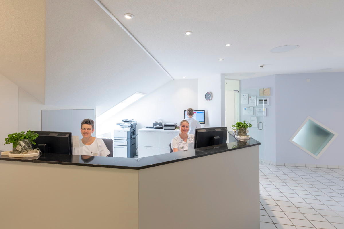 Dr. med. dent. Aeschbacher Walter, Wangenstrasse 10 in Herzogenbuchsee