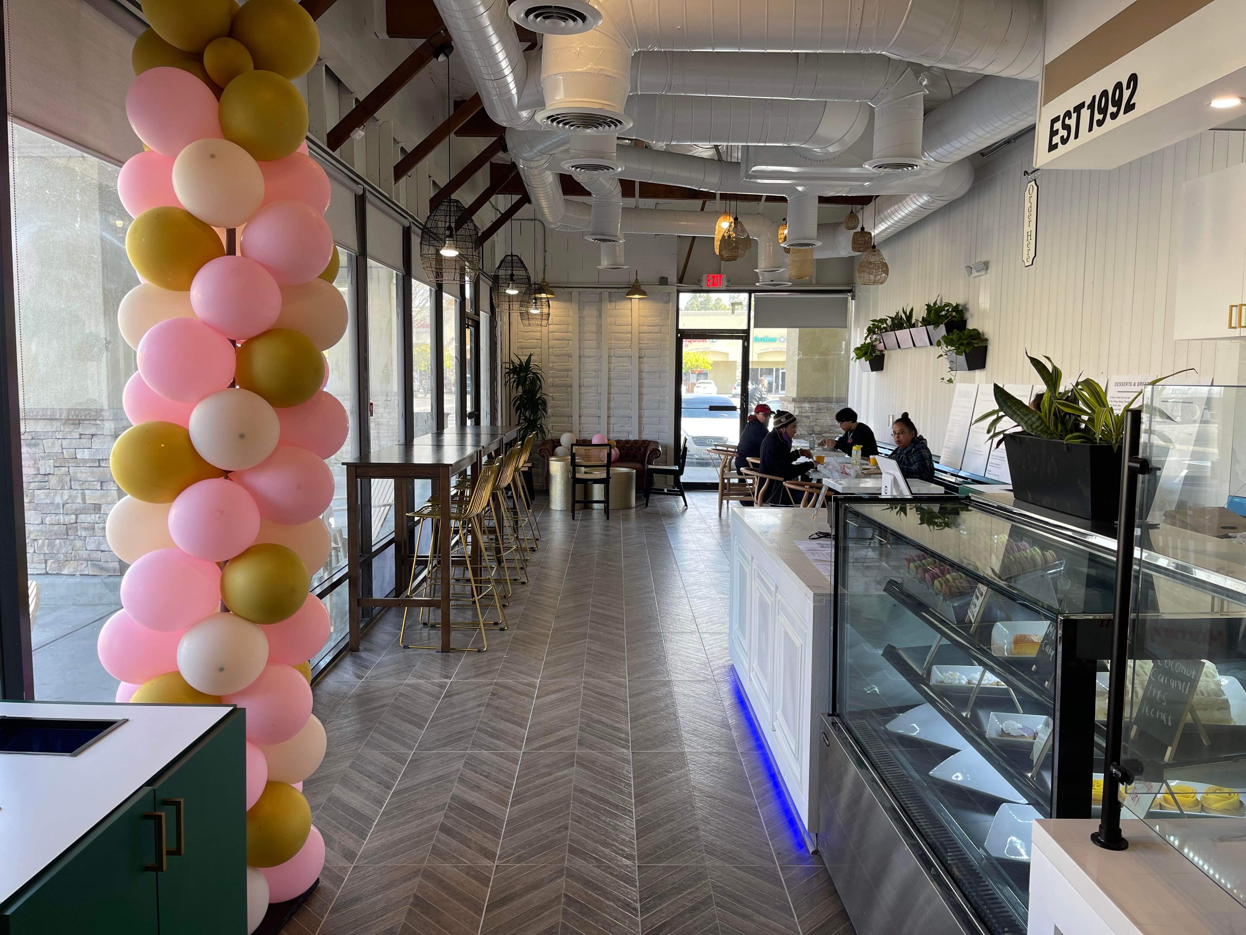 Jojoli Bakeshop & Restaurant