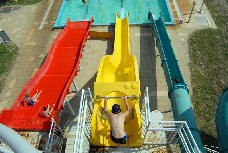 Images Szentesi Sport- és Üdülőközpont Nonprofit Kft.