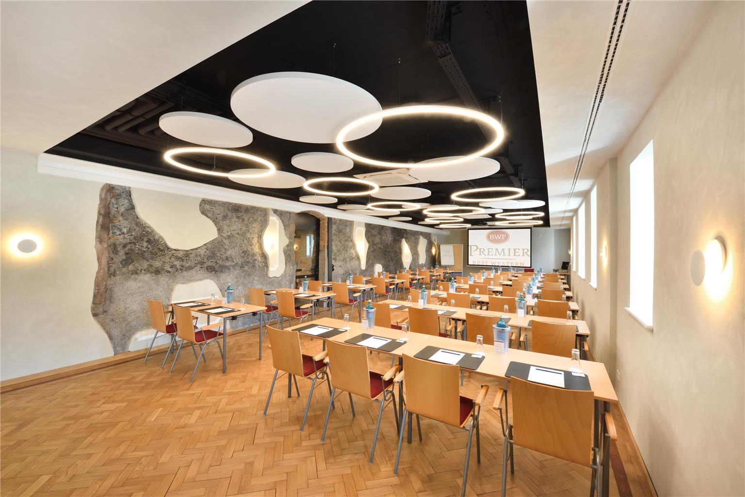 Best Western Premier Hotel Villa Stokkum, Steinheimer Vorstadt 70 in Hanau