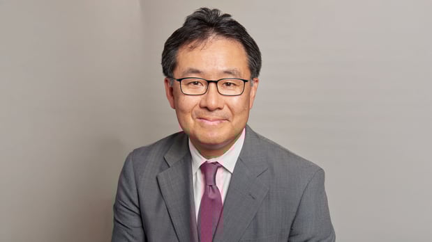 Images Yuichiro Kuwama, MD