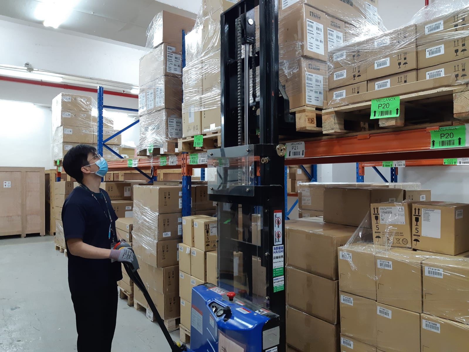 Images Omni Logistics - Hong Kong