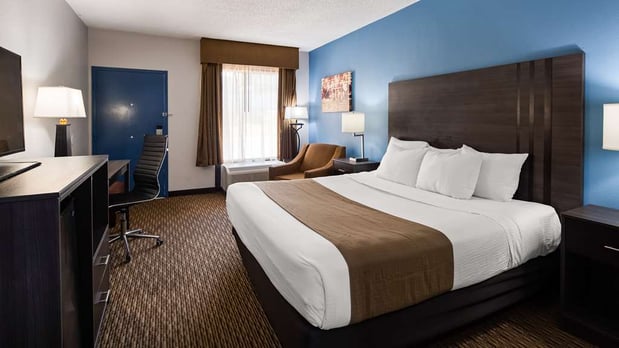 Images Best Western Emporia