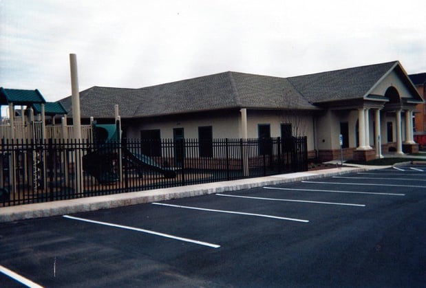 Images New Holland Chain Link LLC
