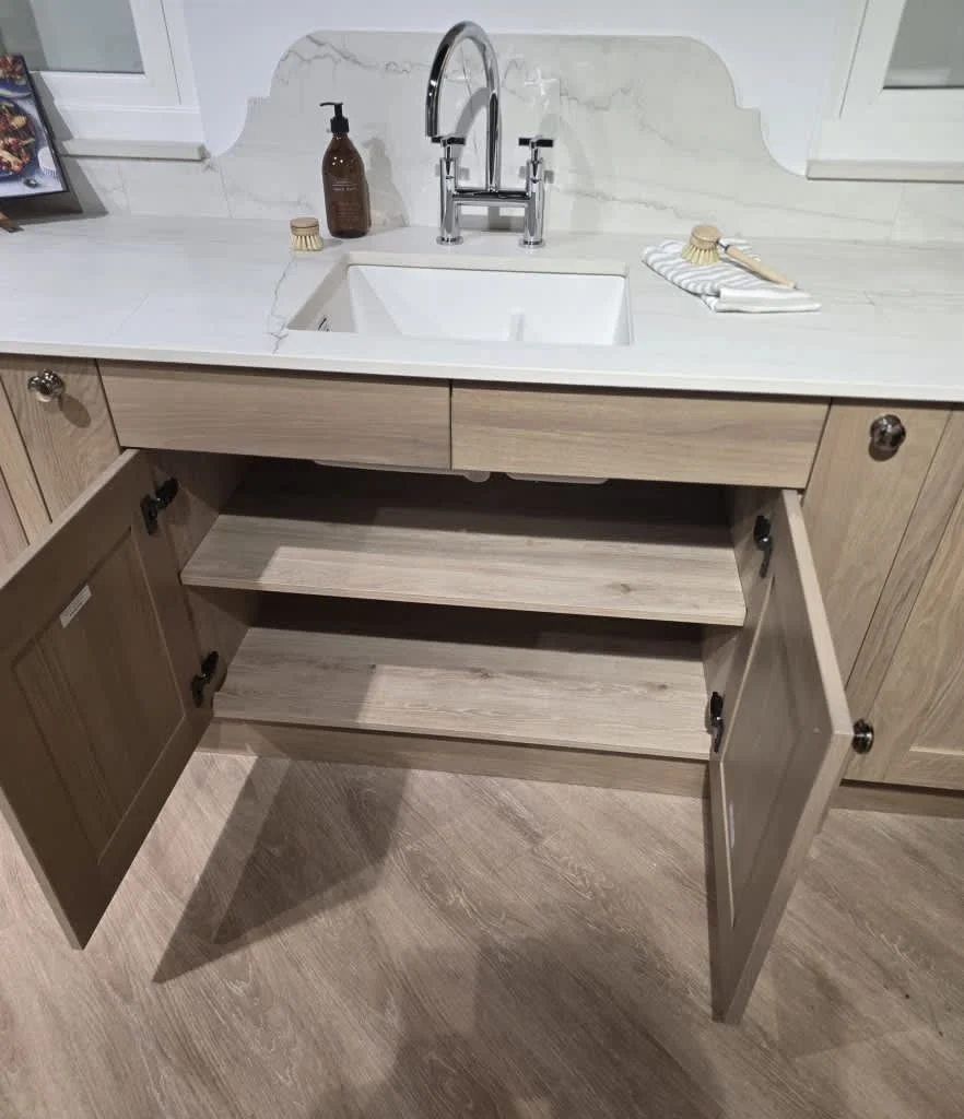 Images Grand Kitchens Bedrooms and Bathrooms Interiors UK Co