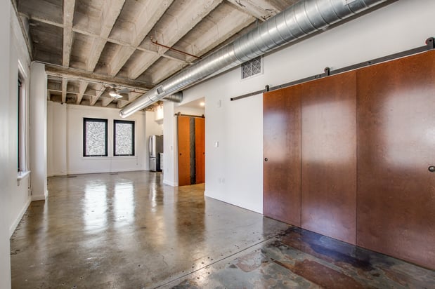 Images Two East Congress