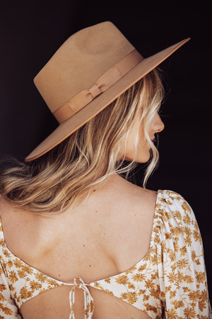 Images Jayden Presleigh, The Salon