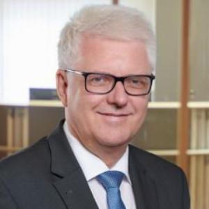 Rottal-Treuhand GmbH -Steuerberatungsgesellschaft-, 
Dipl.-Ing. (FH) Herbert Schlag
Geschäftsführer, Steuerberater