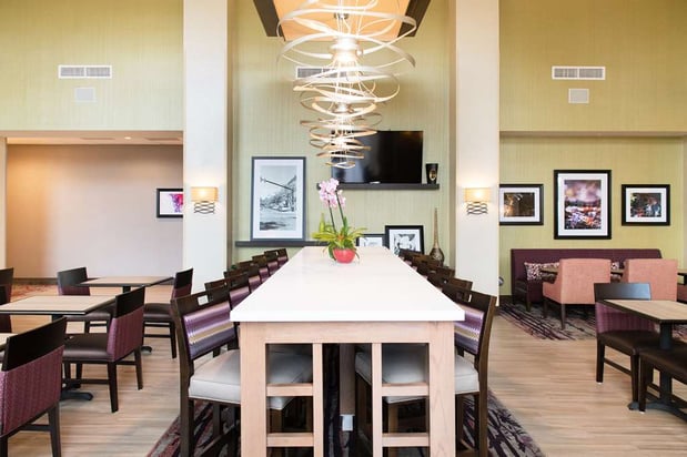 Images Hampton Inn & Suites Fayetteville