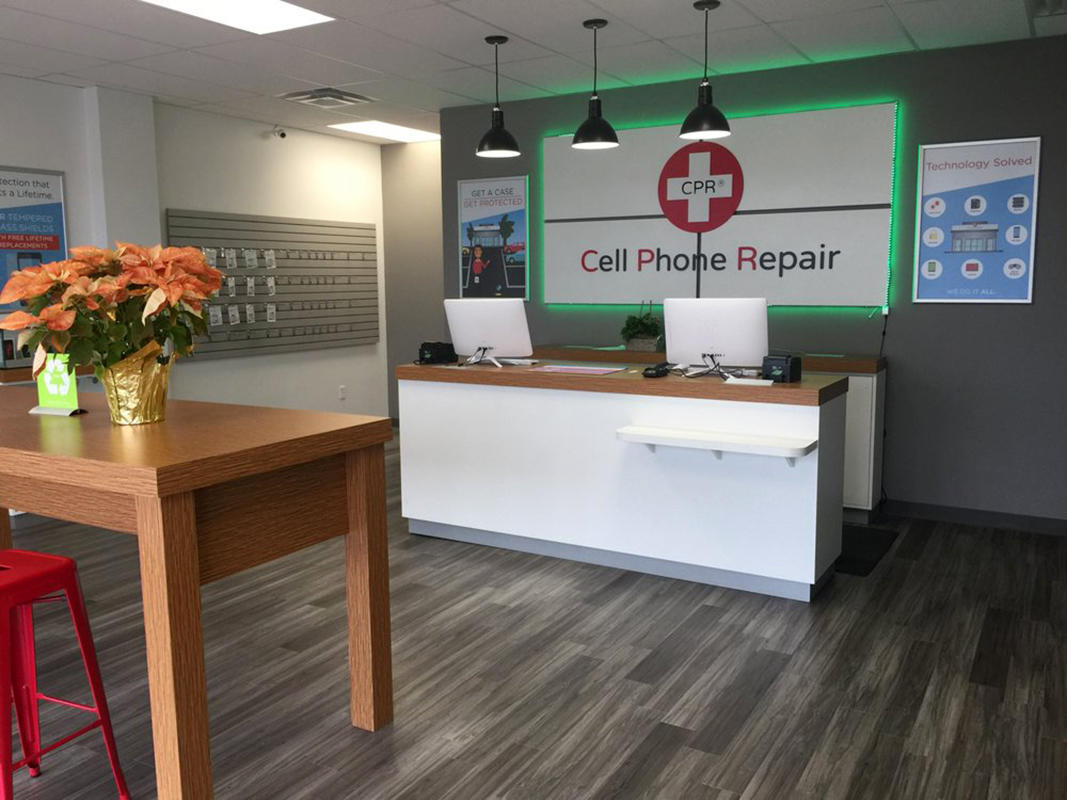 CPR Cell Phone Repair North Kansas City Photo