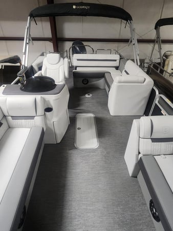 Images Happy Holiday Travel Inc