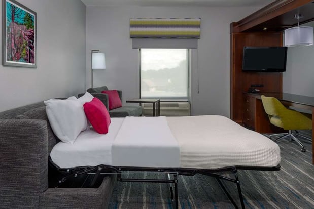 Images Hampton Inn and Suites-Winston-Salem/University Area NC