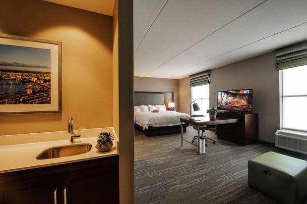 Images Hampton Inn & Suites Foxborough/Mansfield