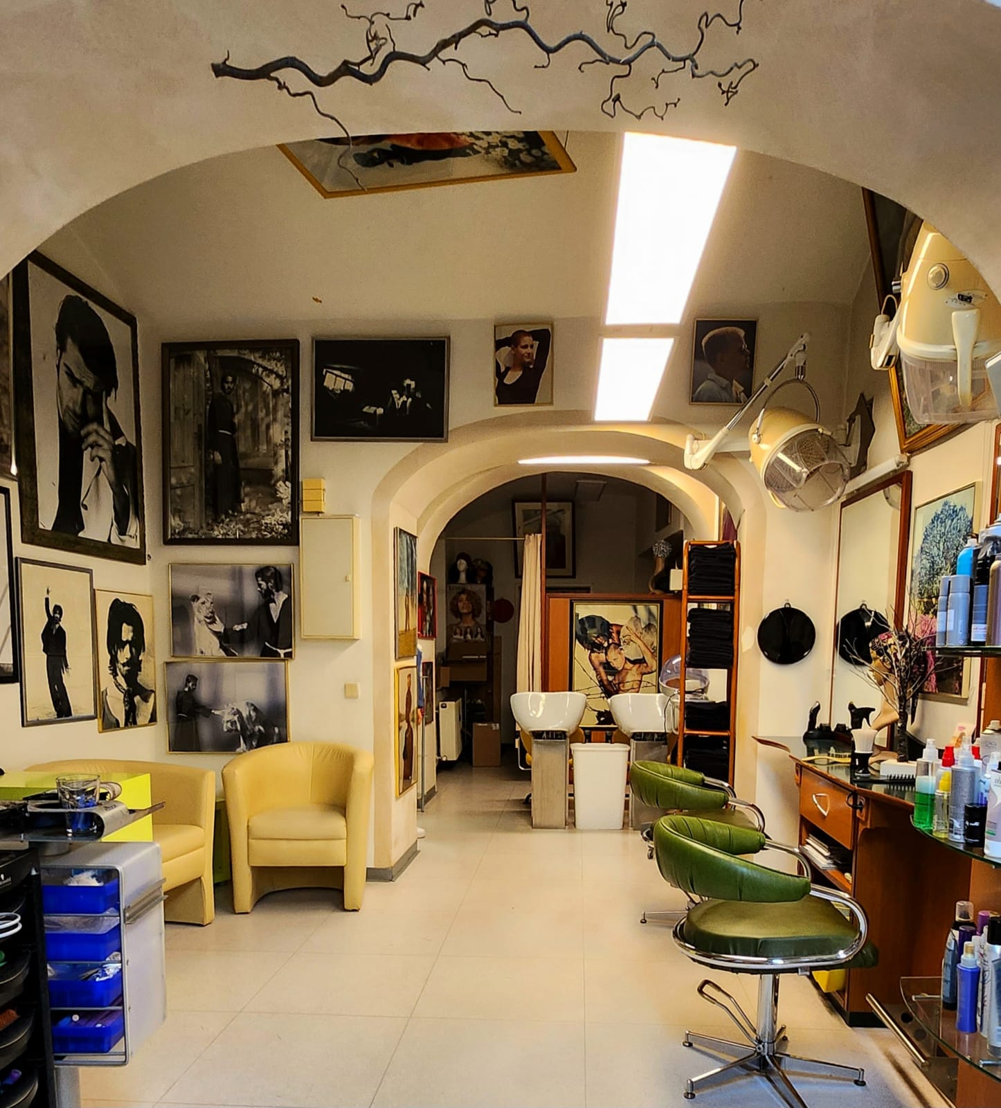 Friseursalon Haar-Guru, Völkermarkter Straße 5 in Klagenfurt am Wörthersee