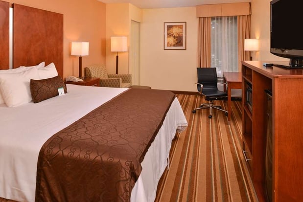 Images Best Western Plus Richmond Airport Hotel