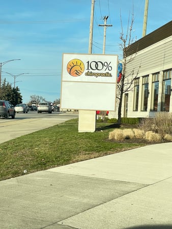 Images 100% Chiropractic - Troy