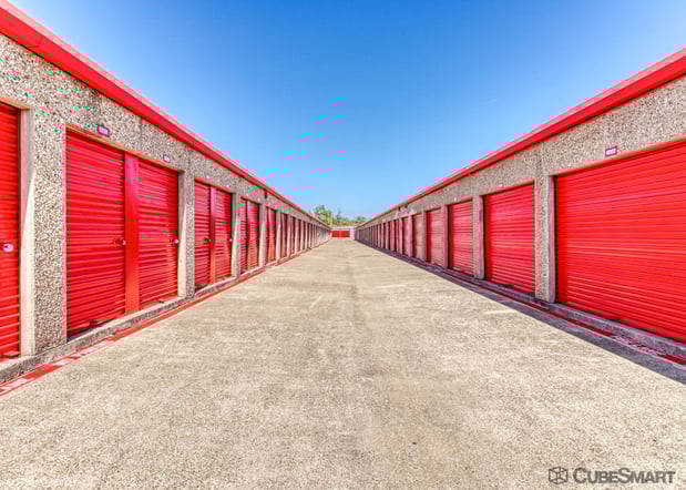 Images CubeSmart Self Storage
