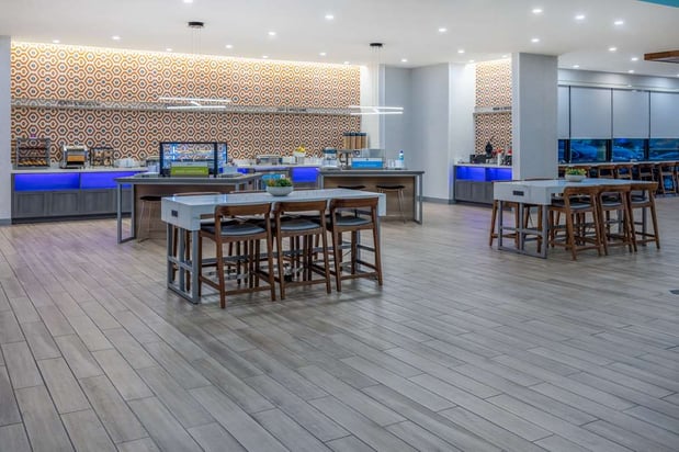 Images Tru by Hilton Pensacola Airport Medical Center