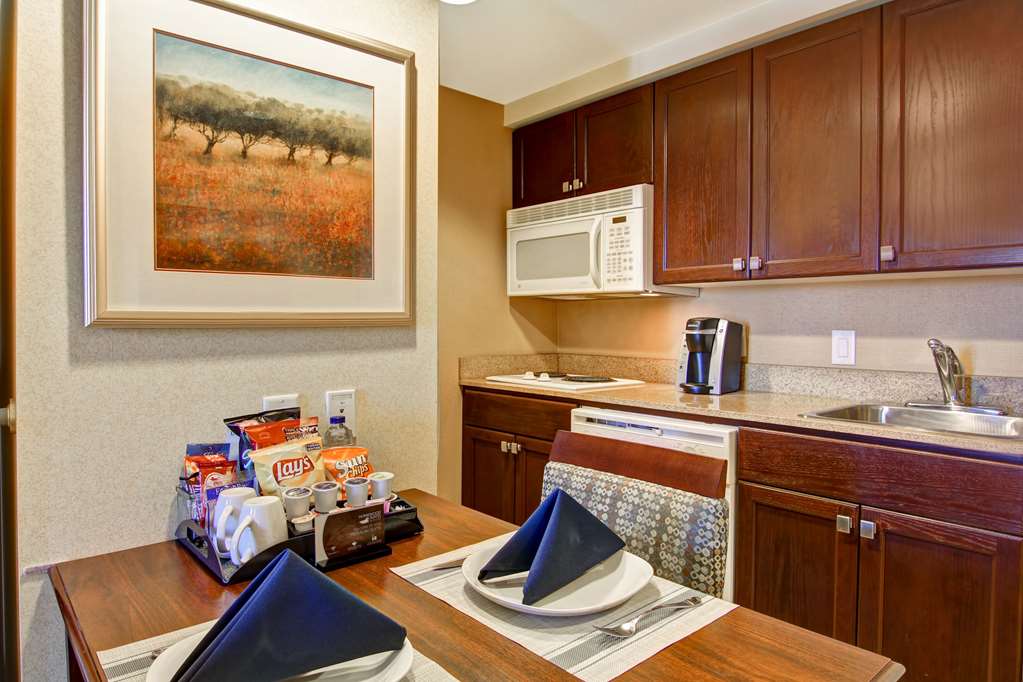 Homewood Suites by Hilton Toronto-Mississauga in Mississauga: Guest room amenity