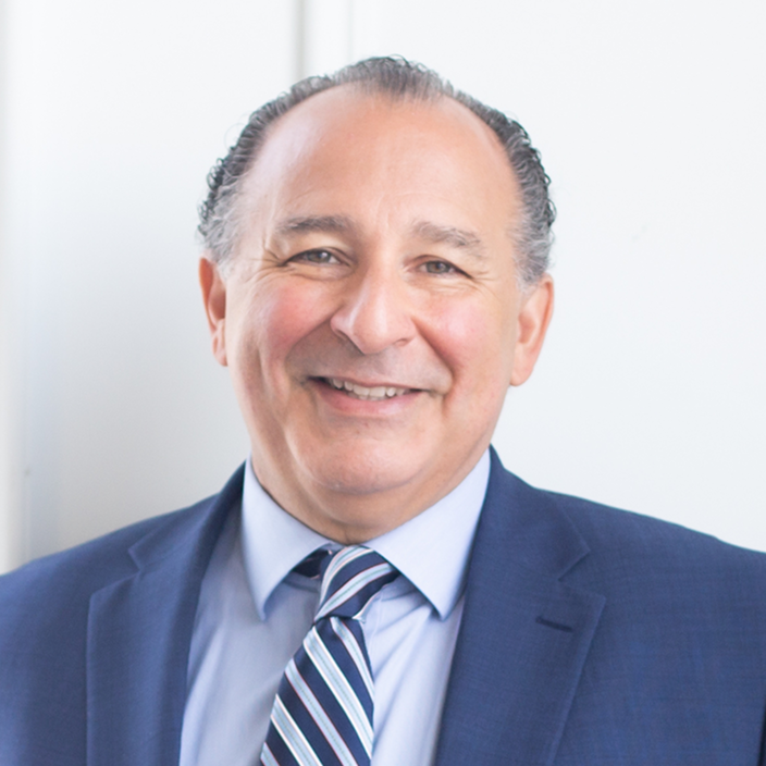 Bill Holmes headshot