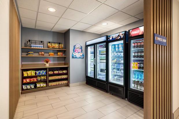 Images Holiday Inn Express Syracuse Airport by IHG