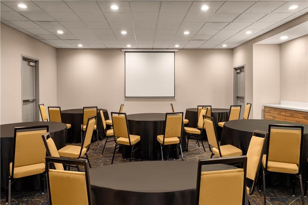 Images Hampton Inn & Suites Moline-Quad City Int'l Aprt