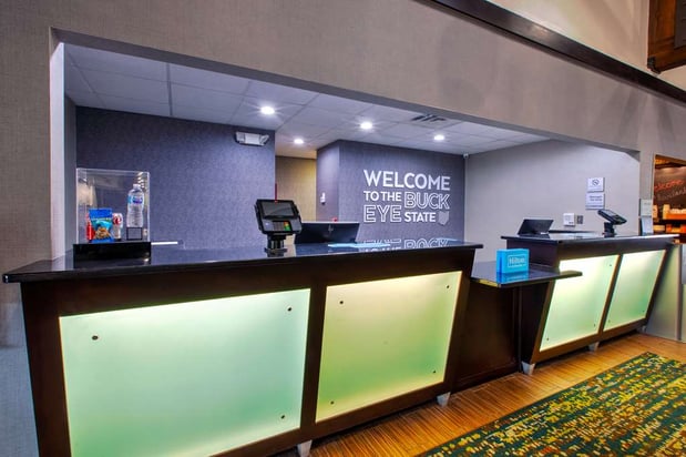 Images Hampton Inn & Suites Cleveland-Airport/Middleburg Heights
