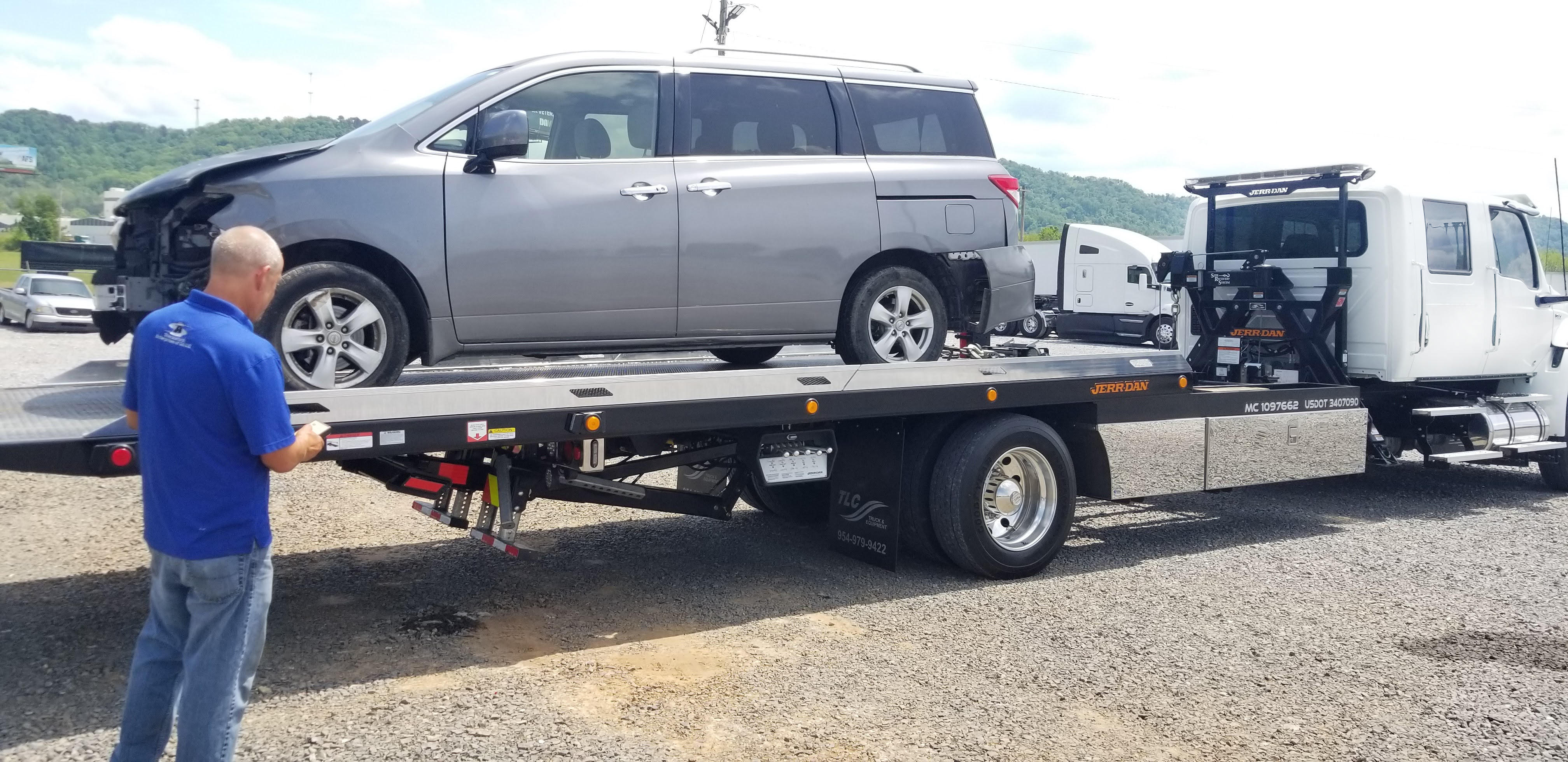 Contact us for Towing Services!