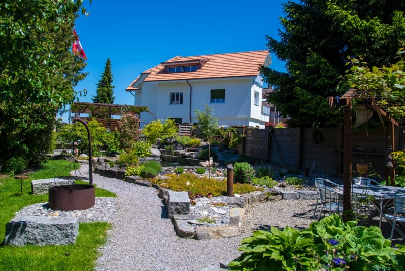 F & B Weibel Gartenbau Radelfingen, Eggenweg 8 in Radelfingen b. Aarberg