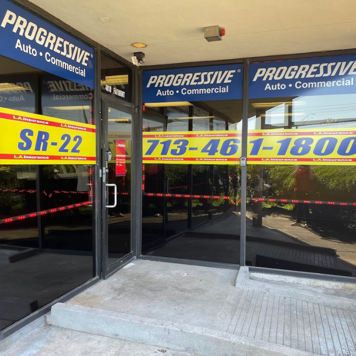 Exterior of the L.A. Insurance Agency located at 4018 Fairmont Pkwy in TX