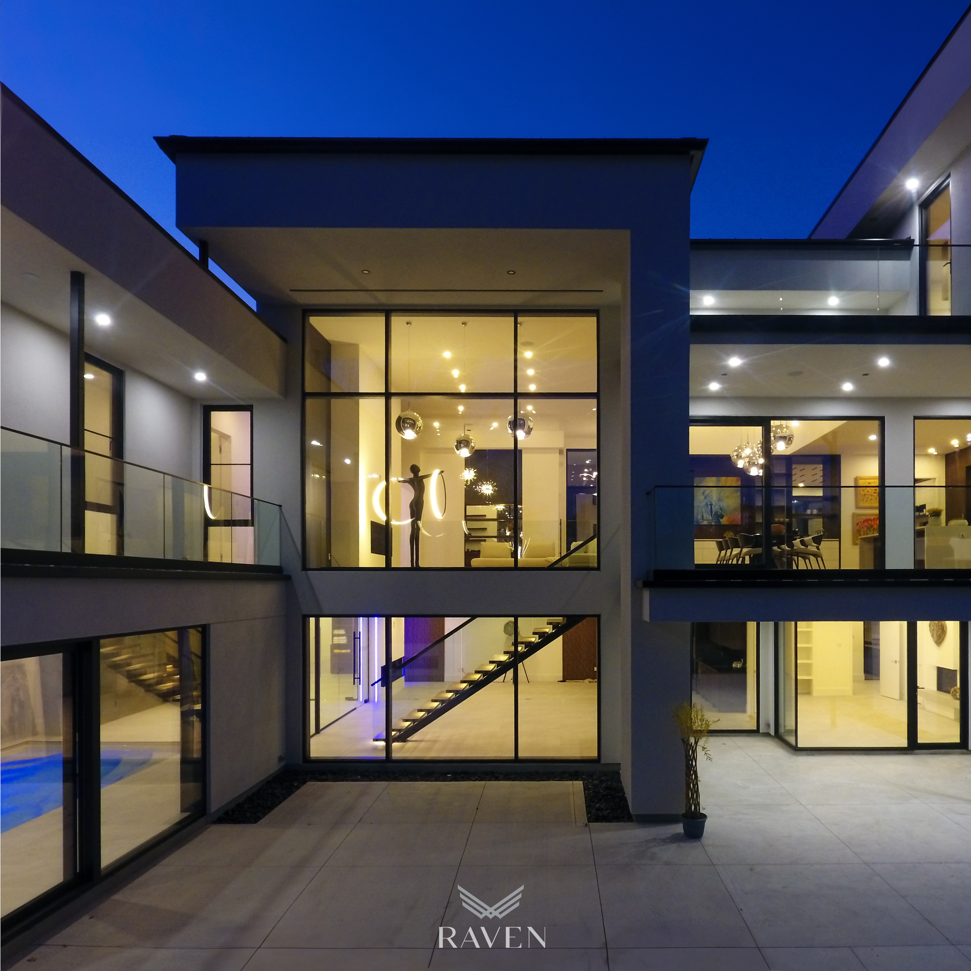 Images Raven Windows Inc.