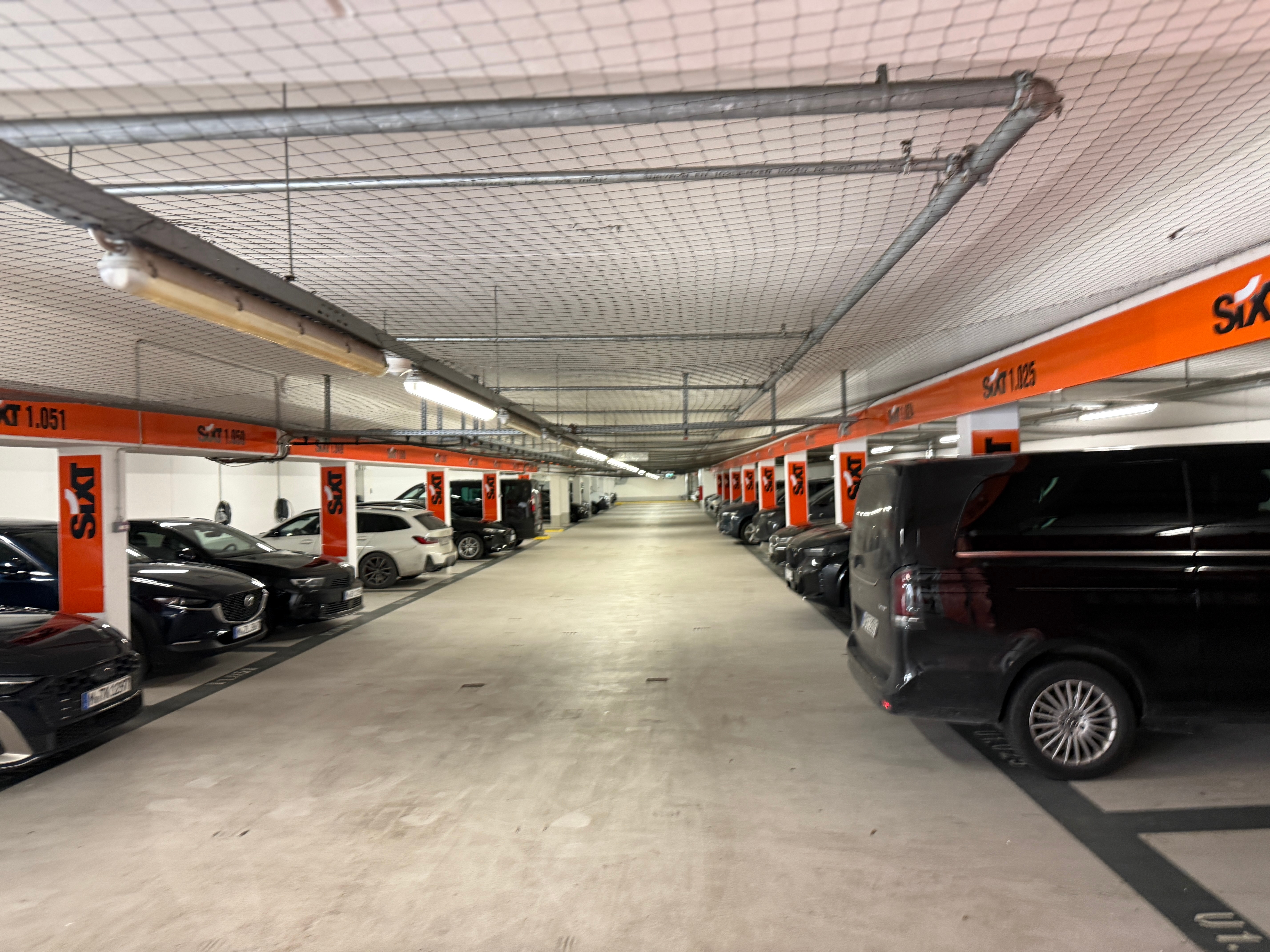 SIXT Autovermietung München Laim 24h, Wotanstr. 9 in München