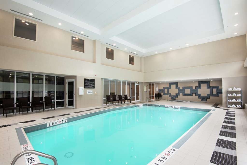 Images Hampton Inn & Suites by Hilton Barrie