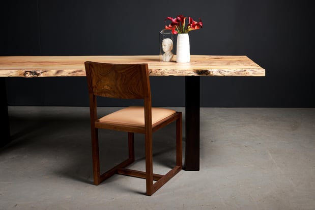 Images SENTIENT Furniture