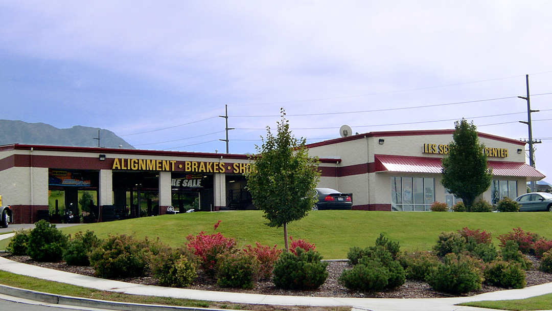 Les Schwab Tire Center