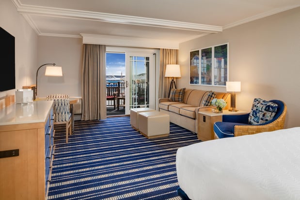 Images Harborside Hotel, Spa & Marina