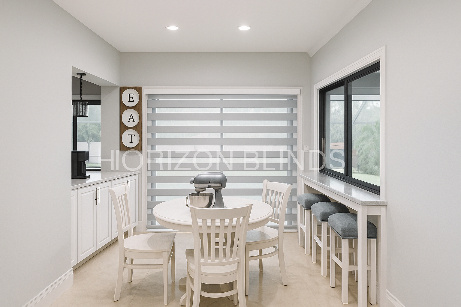 Blinds 
Indoor and Outdoor 
Call us to schedule your FREE estimate at (786) 597-1085. 