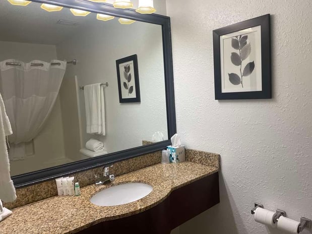 Images Best Western Harmony Inn Fort Dodge Iowa