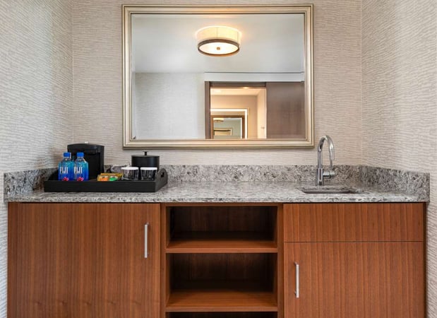 Images Hilton Rochester Mayo Clinic Area