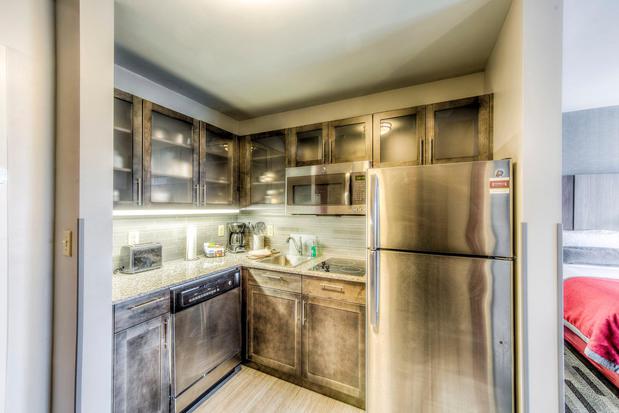 Images Staybridge Suites Columbus OSU-Medical Center by IHG