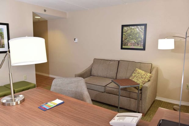 Images Hampton Inn & Suites Alexandria